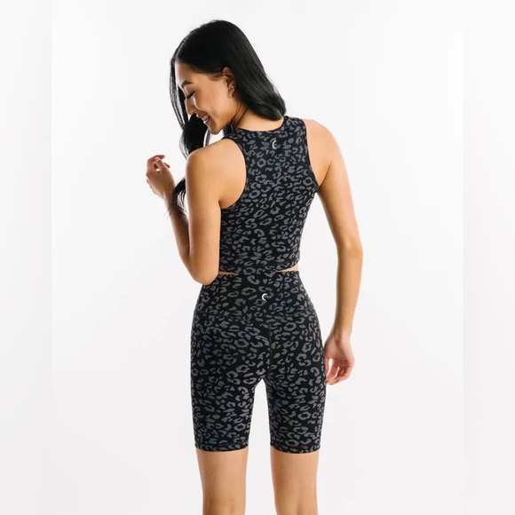 Zyia Black Leopard Reflective Hustle Shorts - Picture 2 of 8